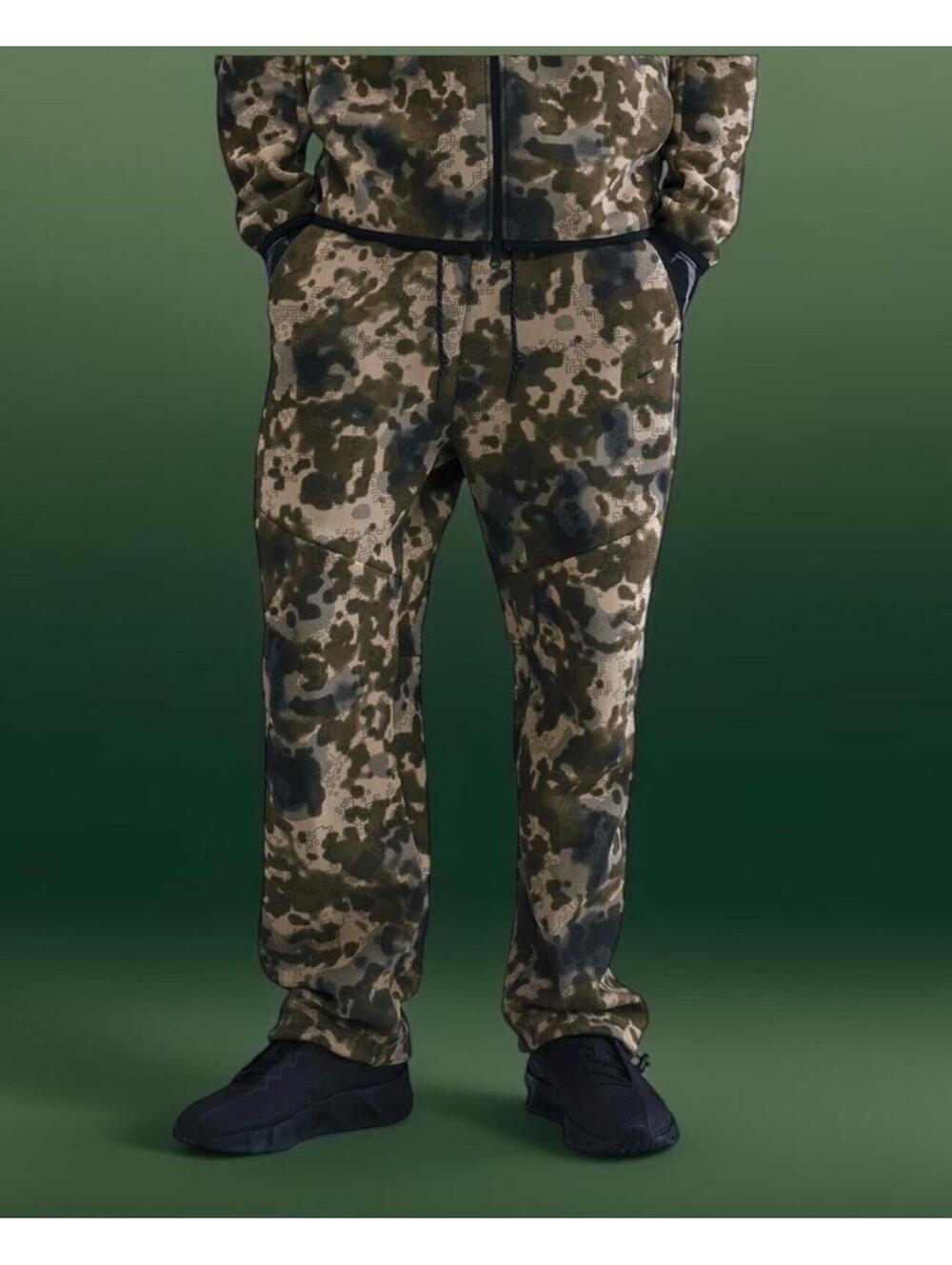 $280 Nike Sportswear Club Fleece Cargo Pants &Hoodie Men’s S Green Camo II1324 - Picture 3 of 16